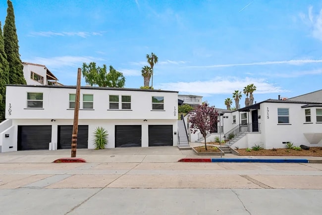 Building Photo - 1711 Glenwood Dr