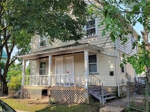 Building Photo - 541-543-543 Remington St