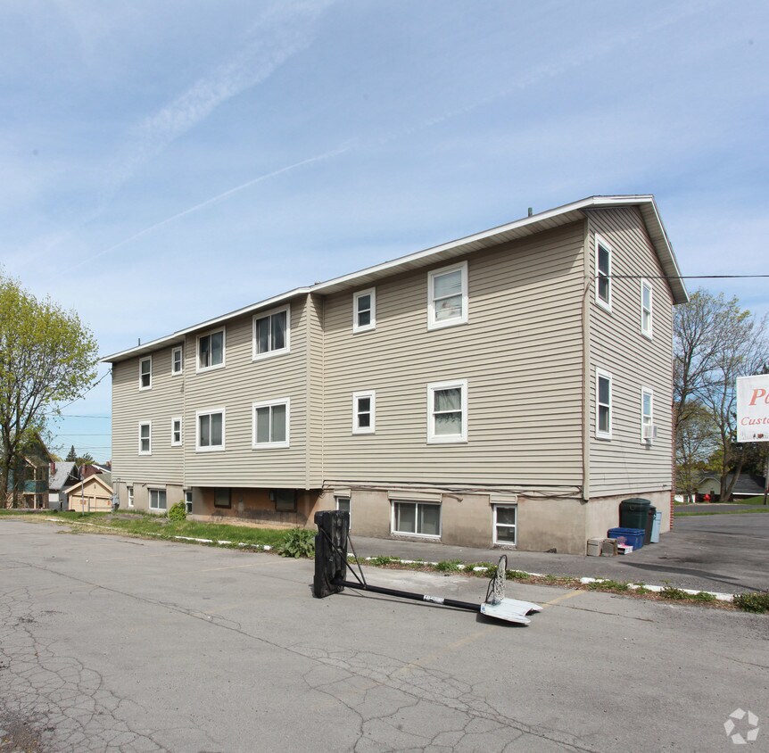 Foto del edificio - 1843 Butternut St
