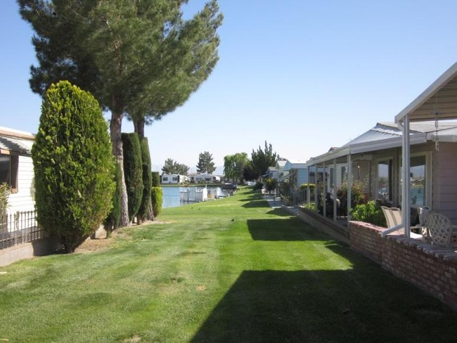 Walkway - Leisure Lake Estate