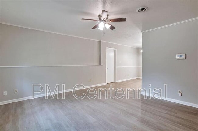 Foto del edificio - 484 Evergreen Dr