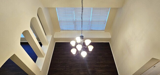 Foto del edificio - 1117 Caudle Ln