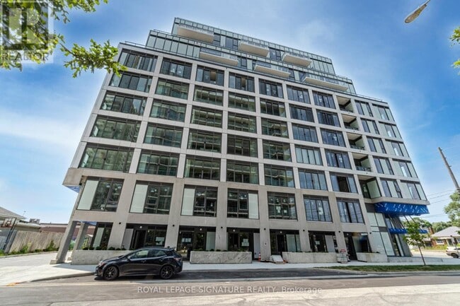 Building Photo - 1195 The Queensway