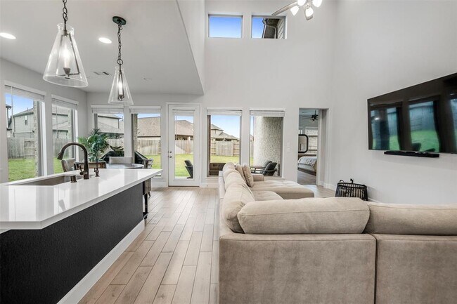 Foto del edificio - 24407 Prairie Sunflower Cir