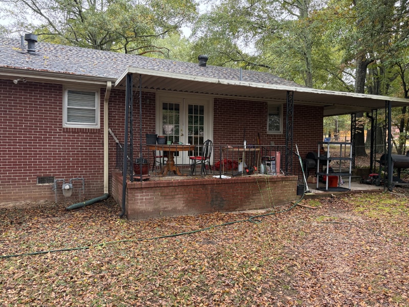 Building Photo - 131 Pine Cir