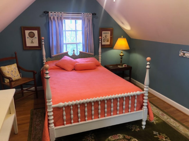 Foto del edificio - 5804 Searl Terrace