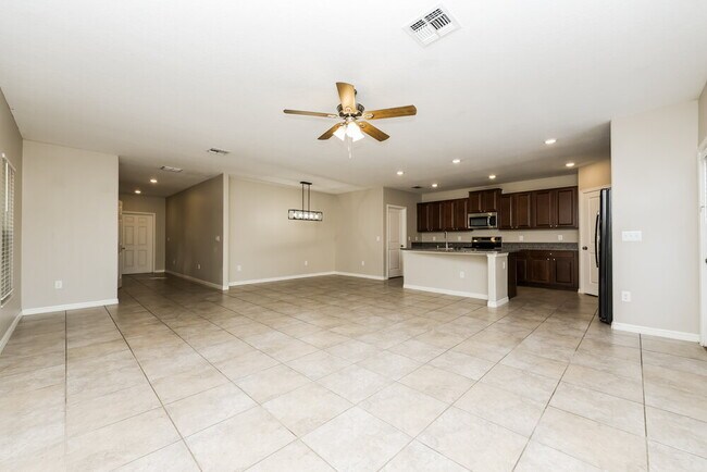Building Photo - 7310 Tiger Trail Ct