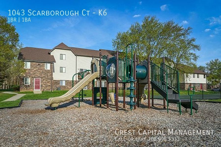 Primary Photo - 1043 Scarborough Ct Chesterton, IN 46304