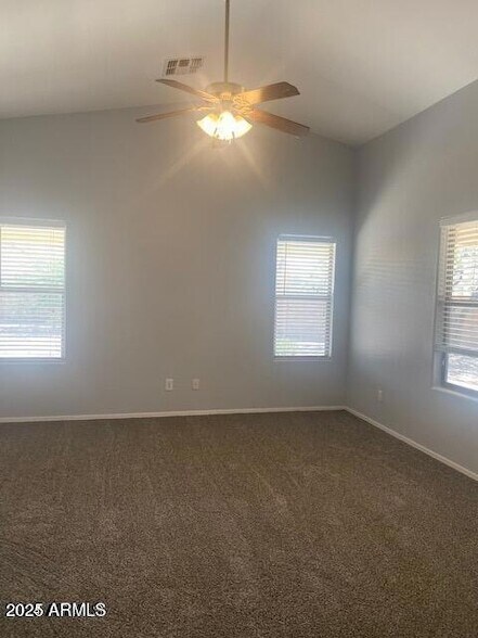 Foto del edificio - 35497 N Shorthorn Trail