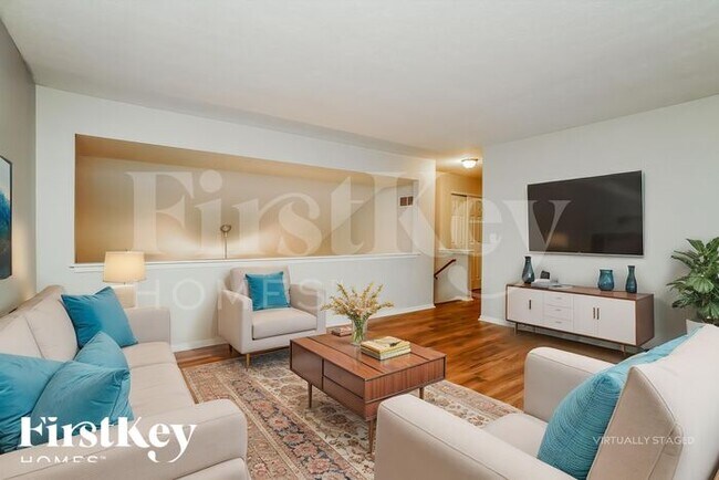 Foto del edificio - 1374 Harold Stewart Pkwy