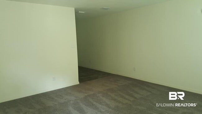 Building Photo - 12747 Westbrook Dr