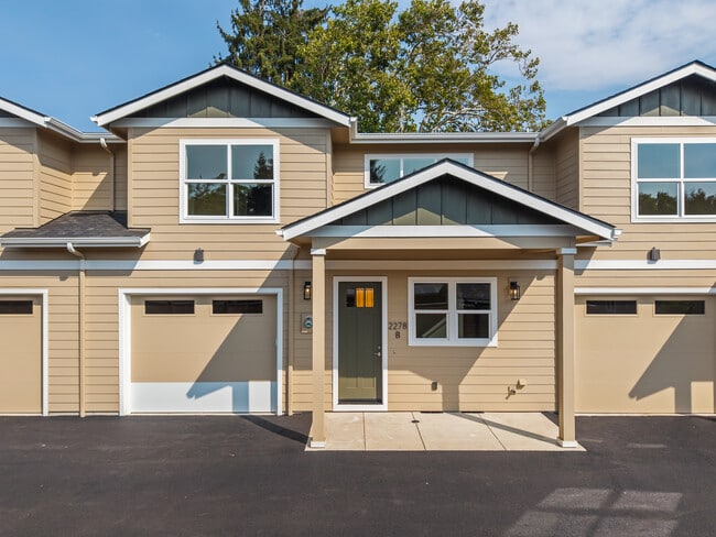 Building Photo - 2278 Sandy Dr