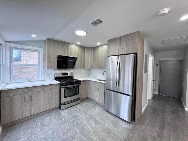 Foto del edificio - 145-39 20th Ave