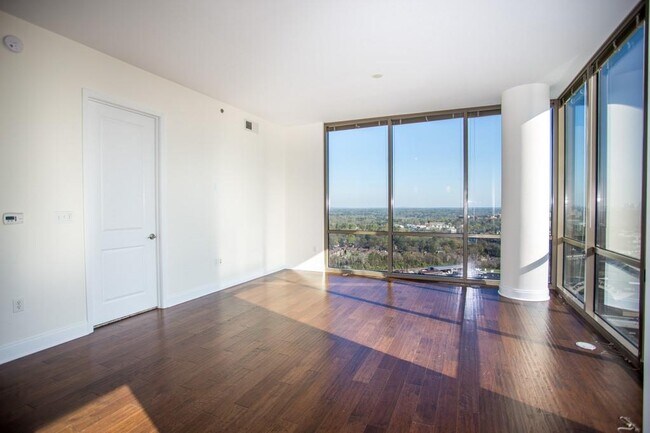 Foto del edificio - 270 17th St NW