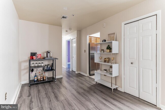 Foto del edificio - 11222 Raging Brook Dr