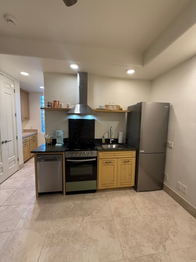 Foto del edificio - 2253 N Cohonina Cir