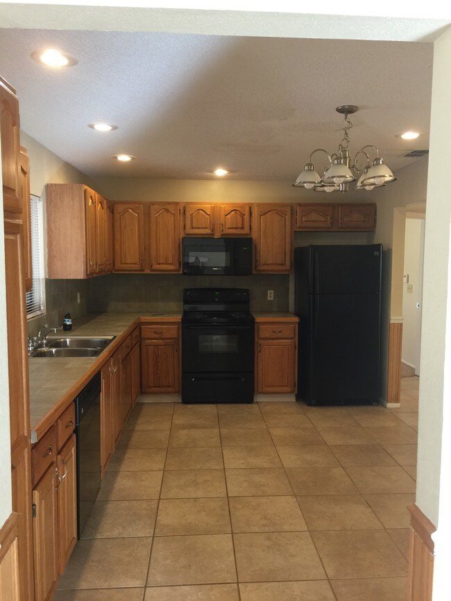 Building Photo - 406 Loblolly Ct