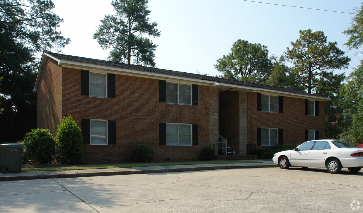 Building Photo - 2108 Morganton Rd