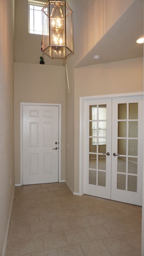 Building Photo - 5927 Cielo Ranch