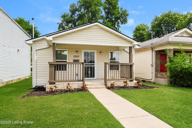 Building Photo - 2927 Rowan St