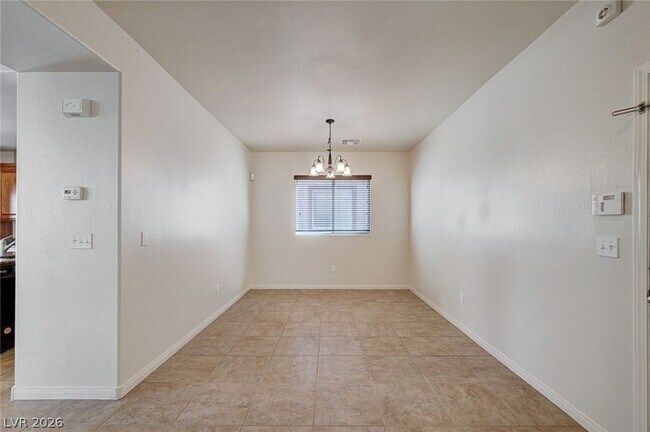 Foto del edificio - 8148 Sandy Slope Ct