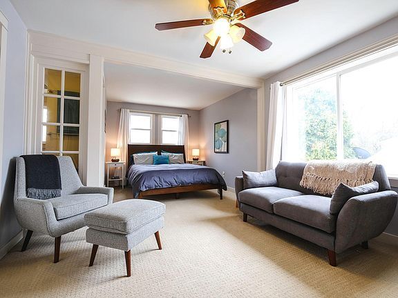 Foto del edificio - 2395 Clague Rd, Westlake, OH 44145