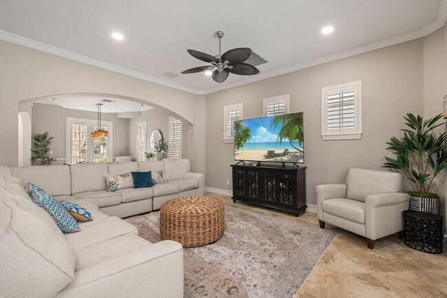 Building Photo - 1227 Radiant St