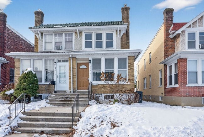 Building Photo - 406 S 18th St