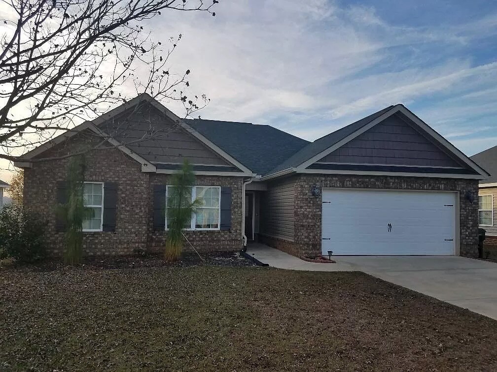 220 Summerstone Bnd, Byron, GA 31008 House Rental in Byron, GA