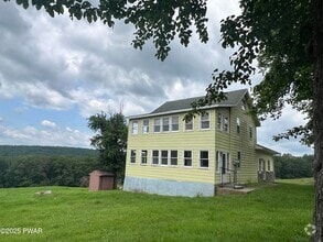Building Photo - 453 Ridge Ave