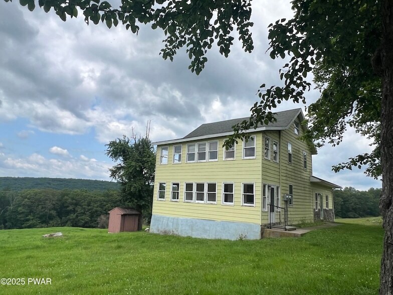 Foto principal - 453 Ridge Ave