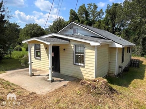 Building Photo - 1337 S Hairston Rd