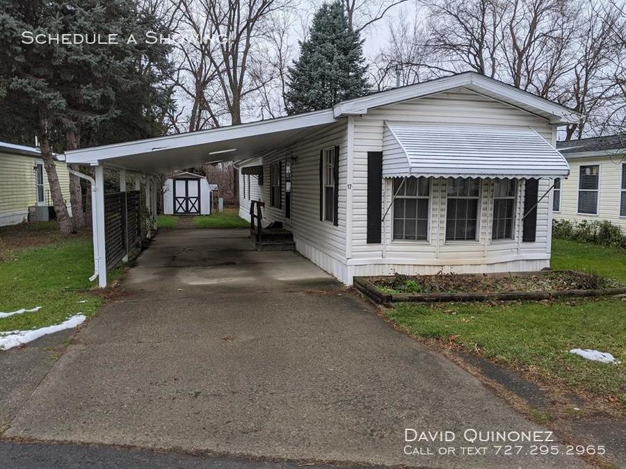 Foto principal - 3902 Lockport Olcott Rd