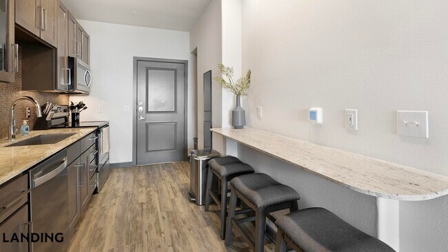 Foto del edificio - 3001 Crockett St