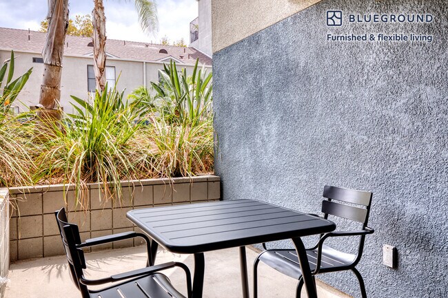 Foto del edificio - 224 W Dryden St