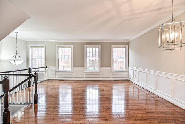 Foto del edificio - 4654 Hummingbird Ln