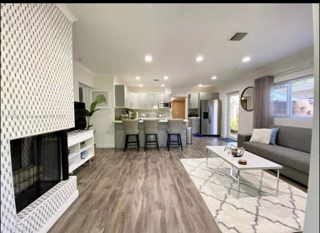 Building Photo - 3 br, 2 bath House - 1119 NW 7th Ave 1