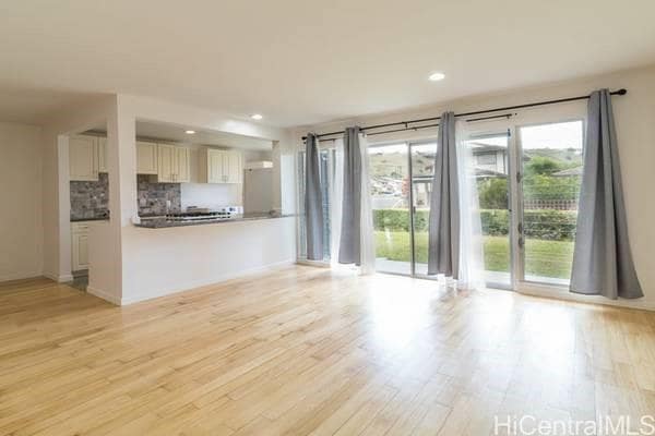 Building Photo - 98-448-448 Kilinoe St