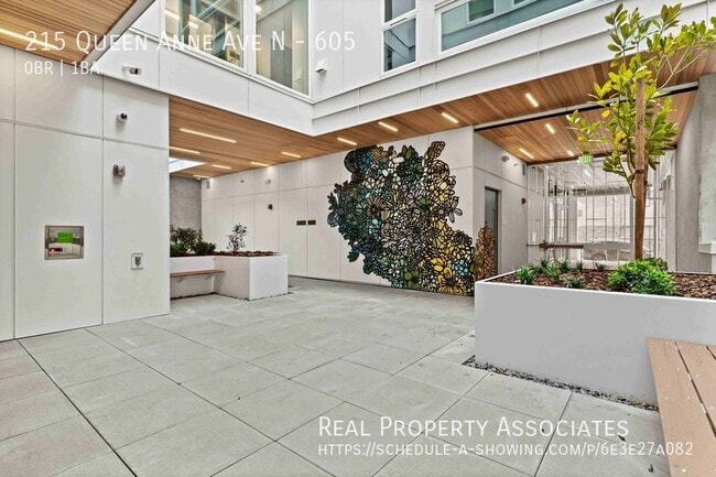 Interior Photo - mn215