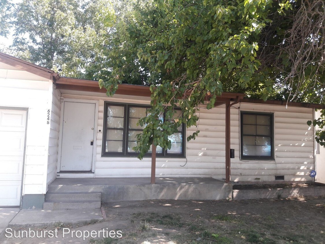 Primary Photo - 6248 Watt Ave