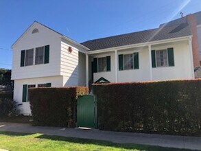 Building Photo - 9750 Newman St