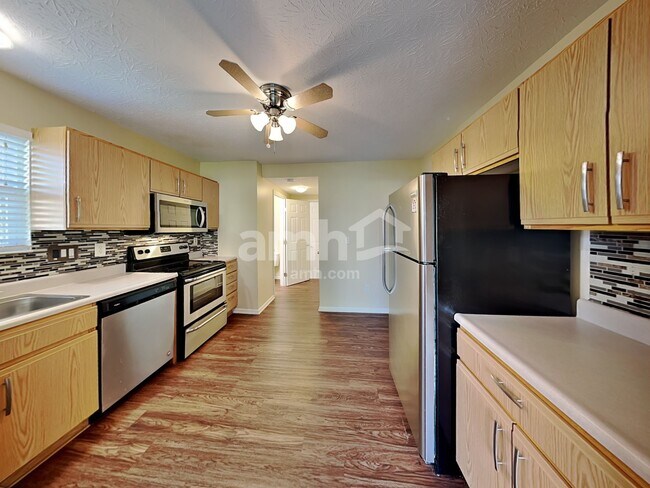 Foto del edificio - 2571 Allegro Ln