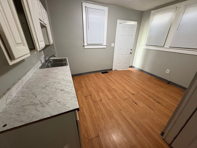 Foto del edificio - 1659-1661 Cleveland Avenue