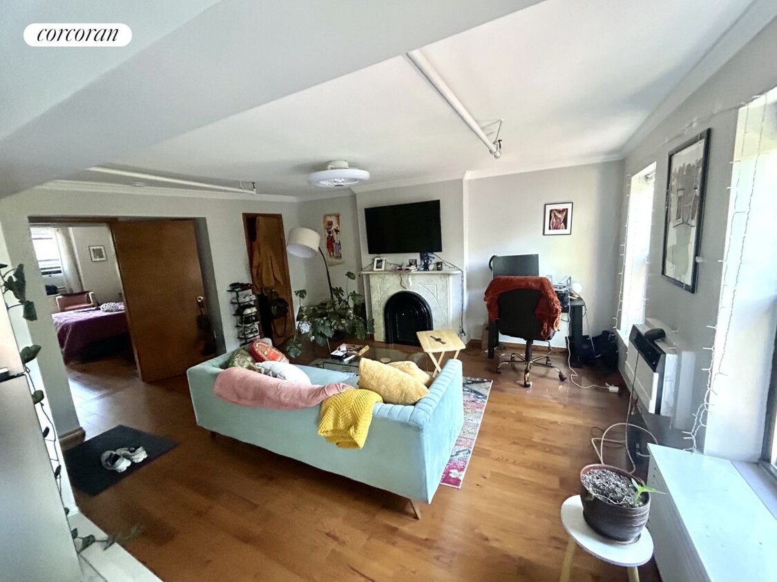 Foto principal - 242 Macon St