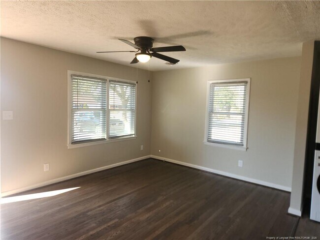 Foto del edificio - 417 Windermere Dr