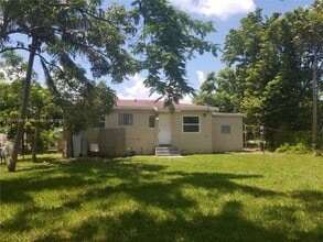 Building Photo - 1085 NW 133rd St