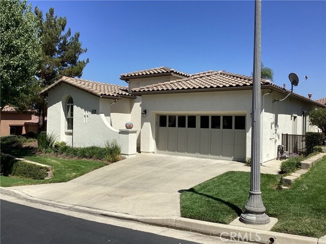 Building Photo - 24306 Whitetail Dr