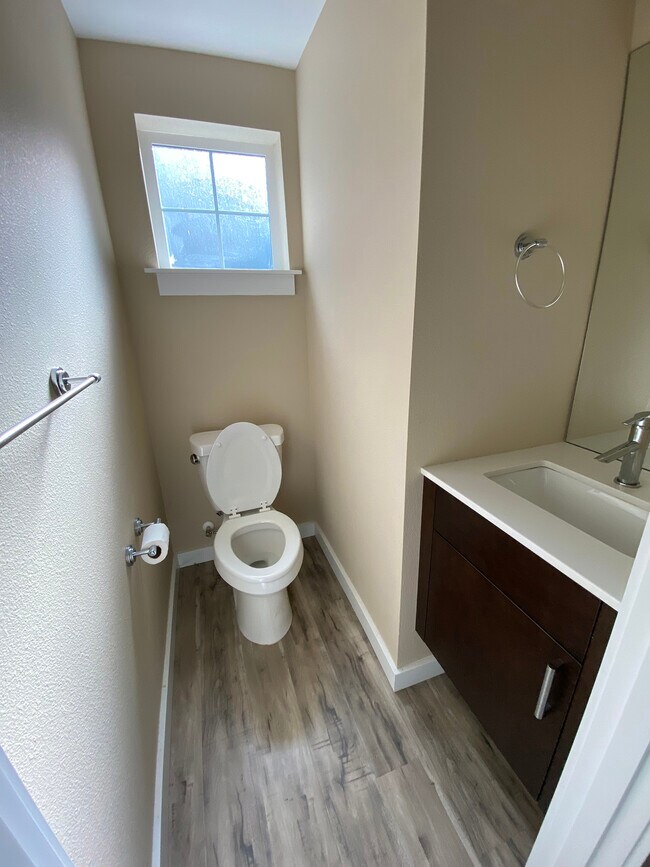 Foto del edificio - 2700 S Andover St