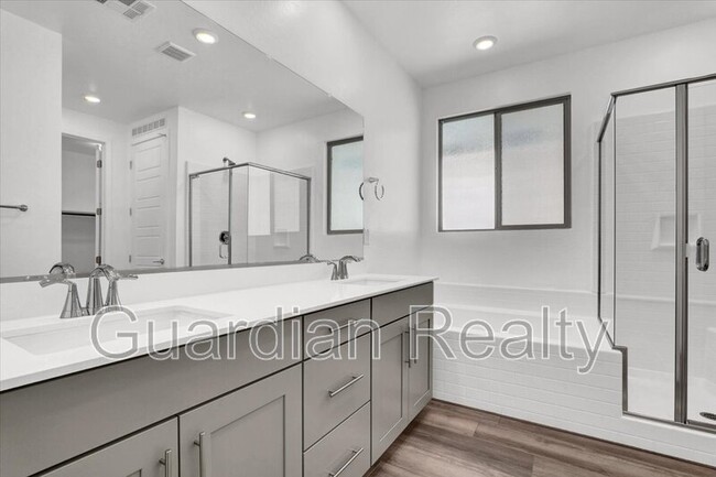 Building Photo - 755 Tallgrass St