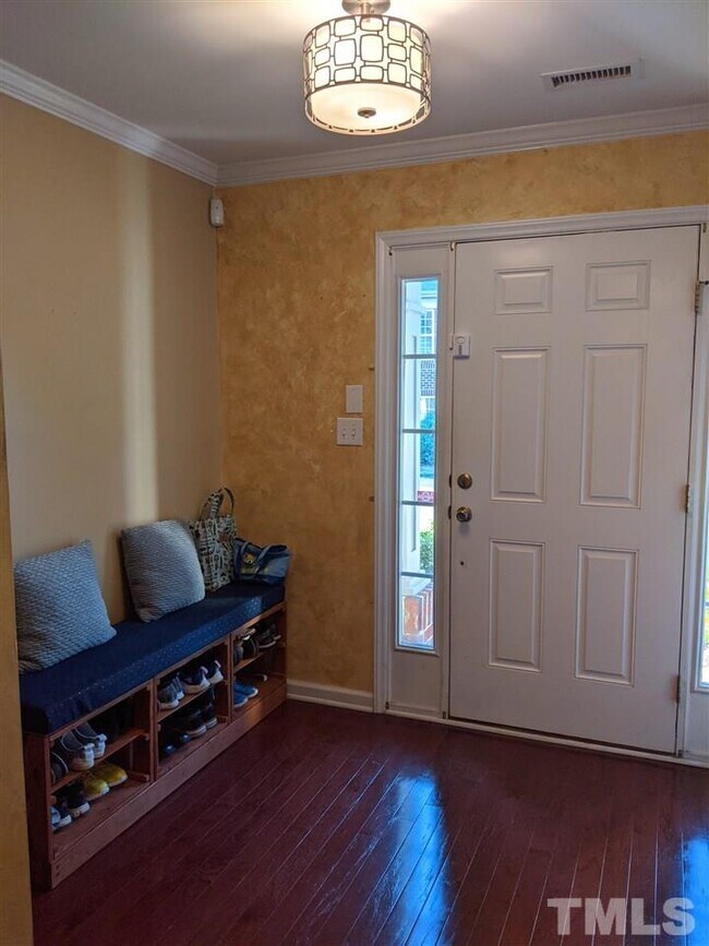Building Photo - 9709 Blackwell Dr